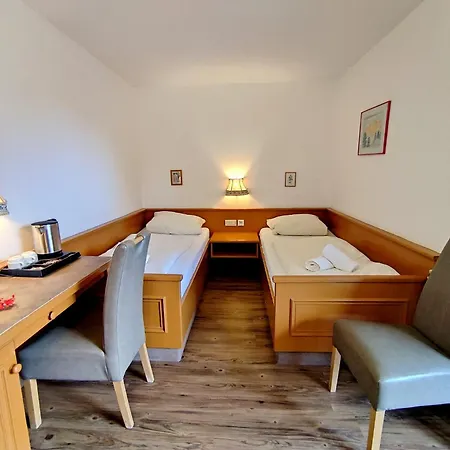 Pfrontener Hof Pensionat 3*