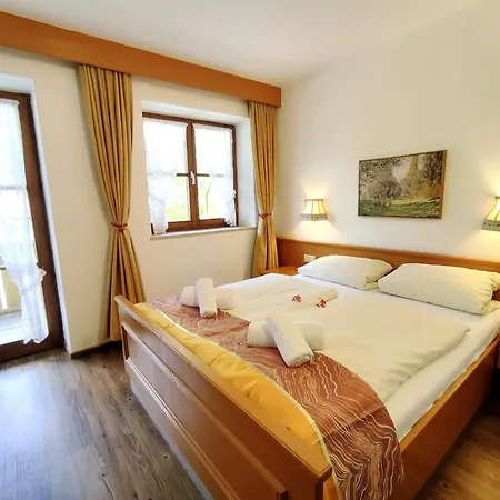 Pensionat Pfrontener Hof 3*